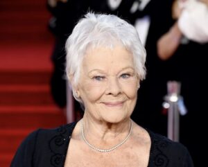 Il dramma di Judi Dench: «La perdita della vista ha cambiato la mia vita»